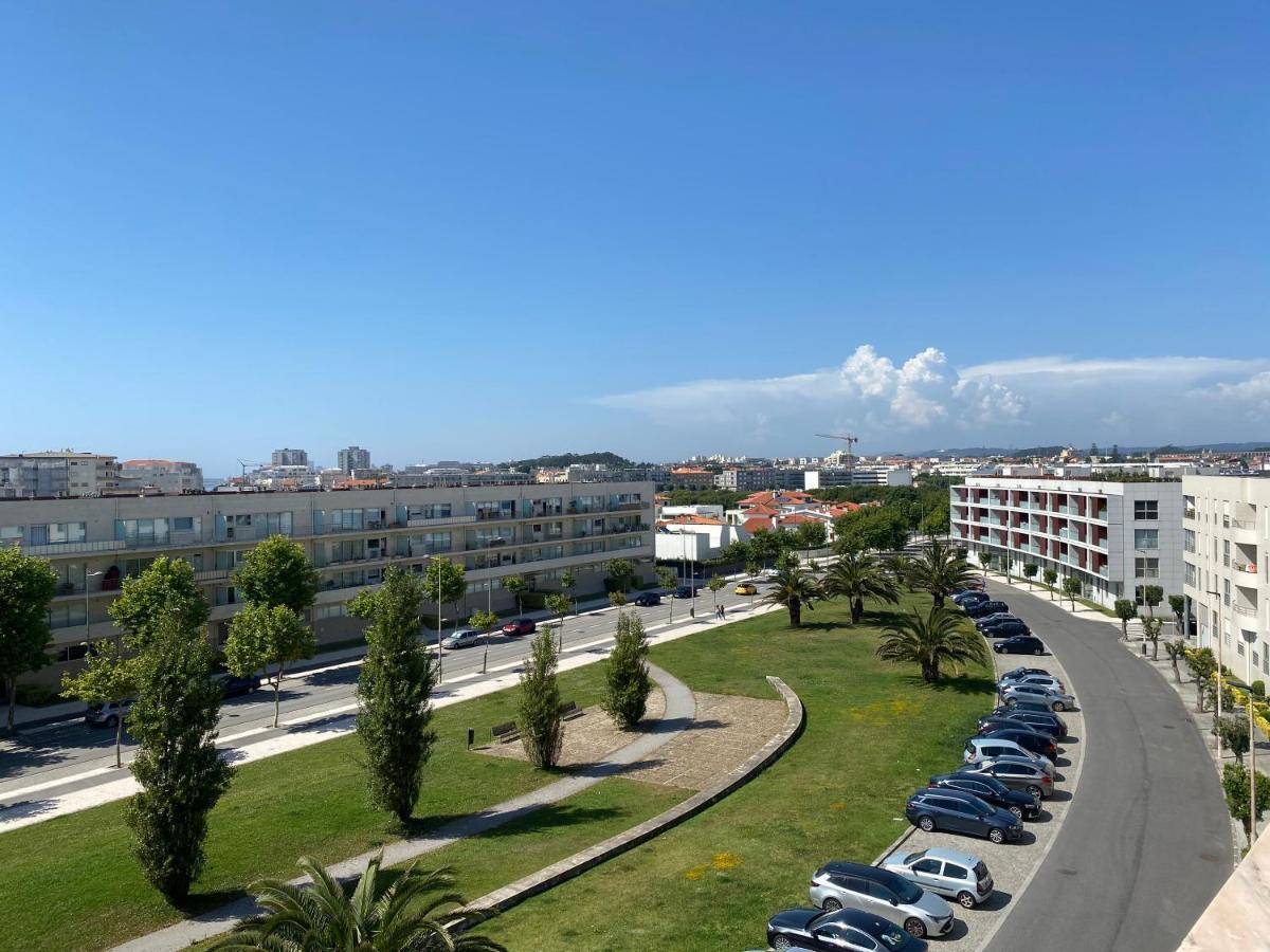 Beach Front With Rooftop Вила-ду-Конди Экстерьер фото